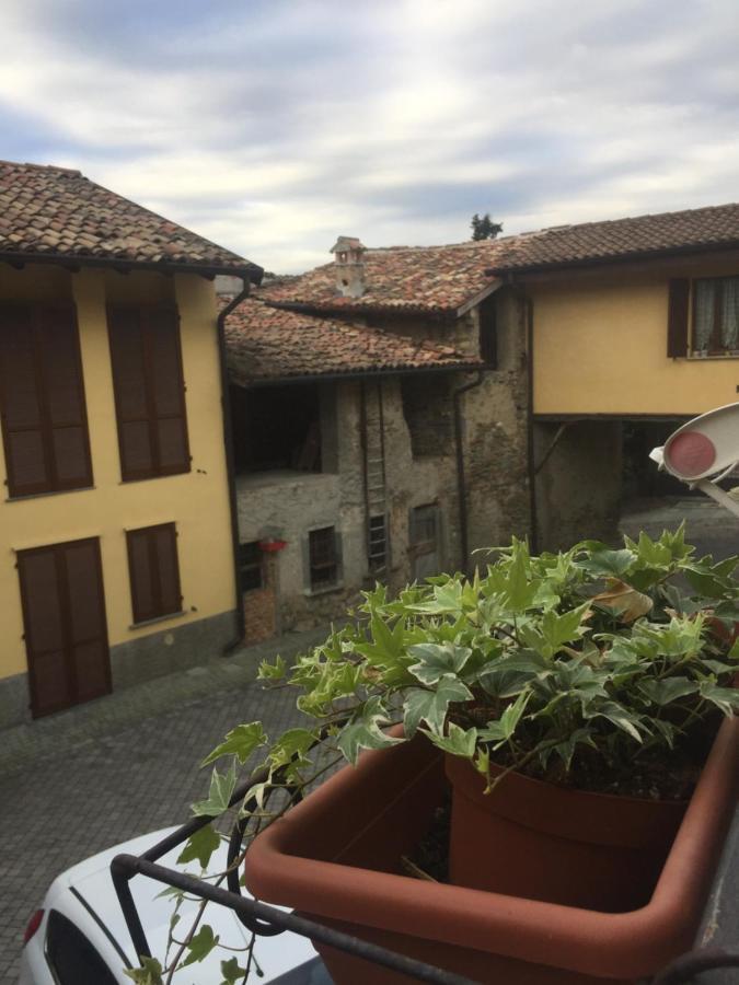 B&B Il Portico del Conte Bosisio Parini Exterior foto